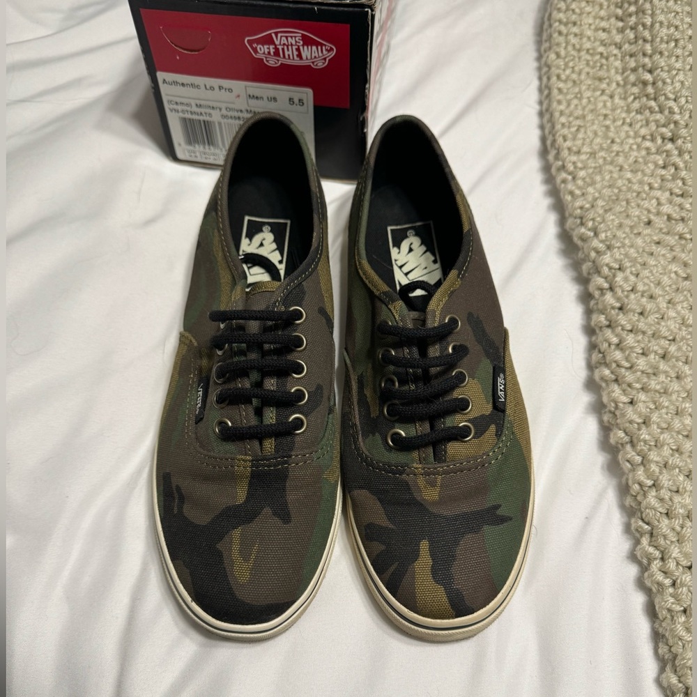 VANS Authentic Lo Pro Camo Sneaker